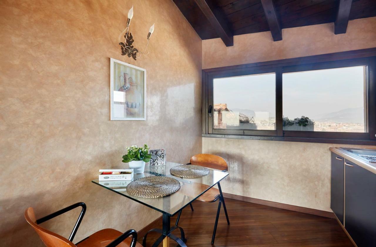 Casa Vacanza Fontana Del Delfino Бергамо Екстер'єр фото